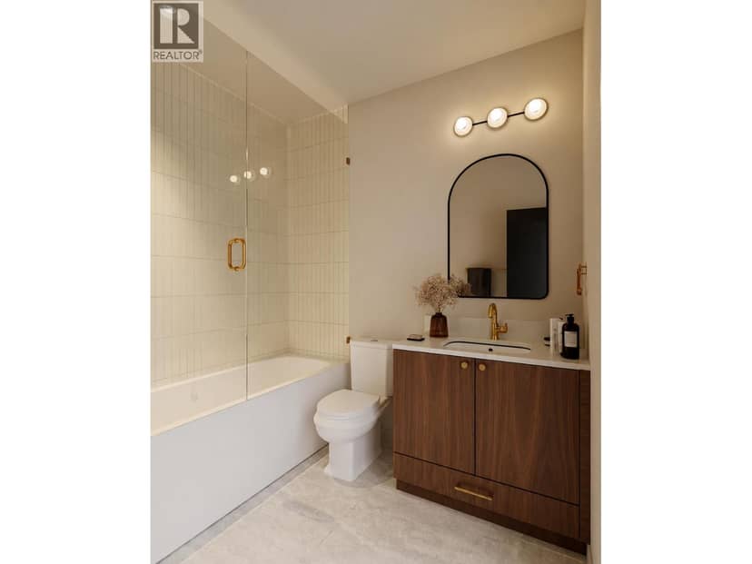 2 2279 E 19TH AVENUE, Vancouver, photo 3
