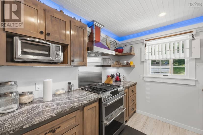 87 Prince Street — photo 10 of 40