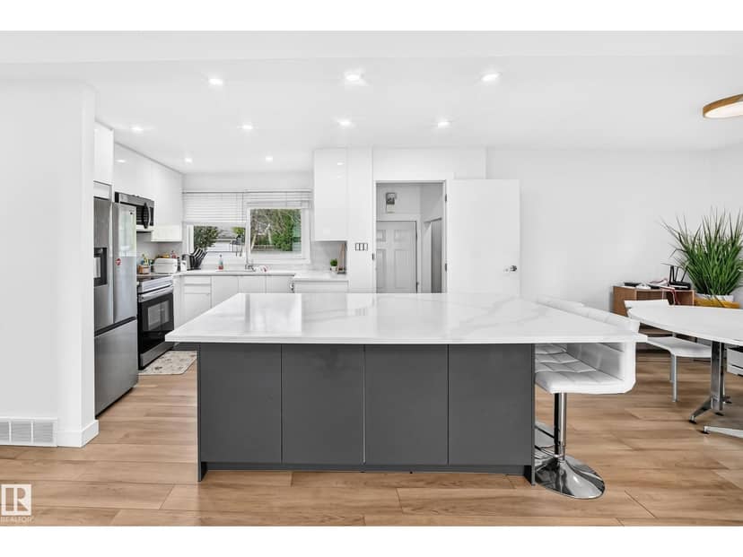 16110 82 AV NW, Edmonton, photo 5