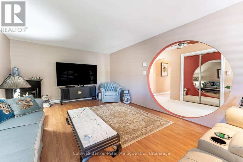 49 Catherine Drive — photo 12 of 40