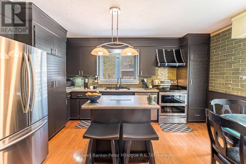 49 Catherine Drive — photo 36 of 40