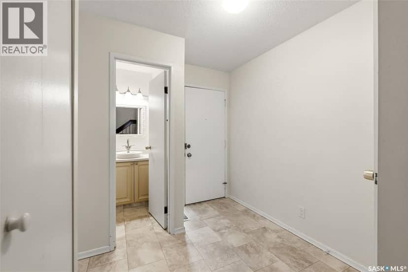 1508 Jubilee AVENUE, Regina, photo 4