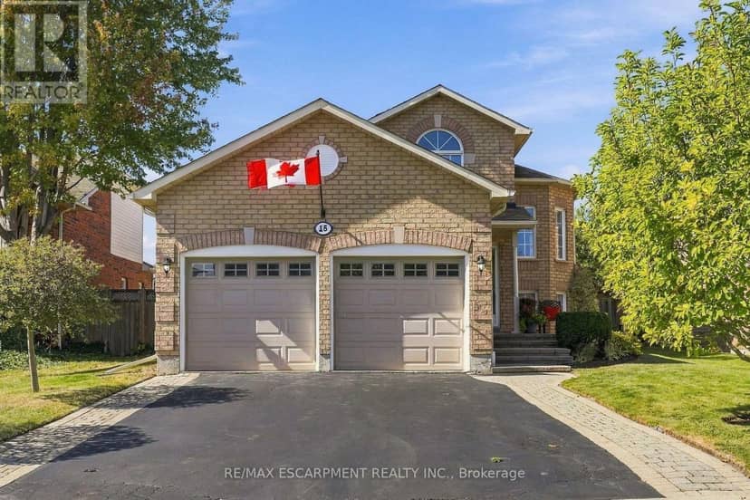 15 Dalrymple Drive — photo 1 of 40