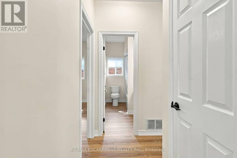15 Dalrymple Drive — photo 17 of 40