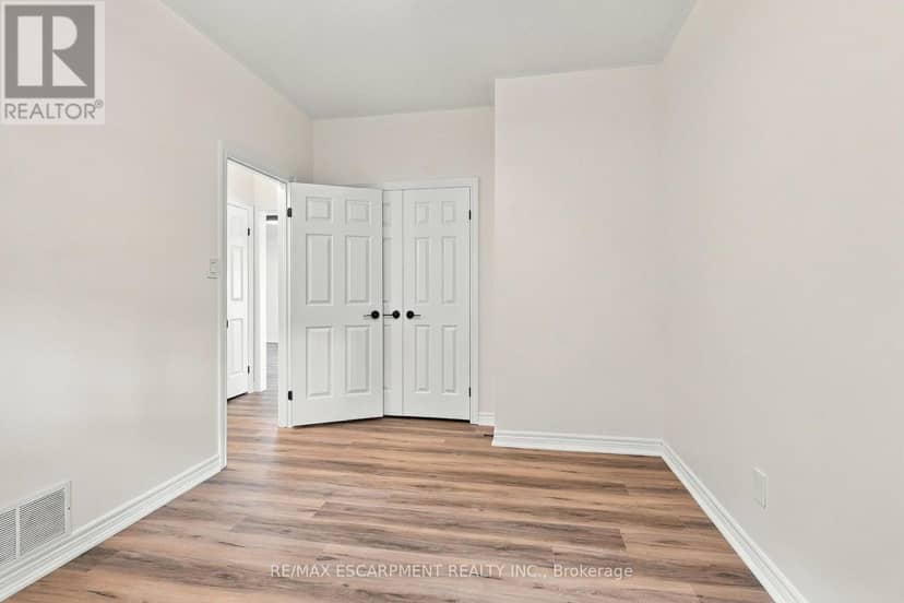 15 Dalrymple Drive — photo 27 of 40