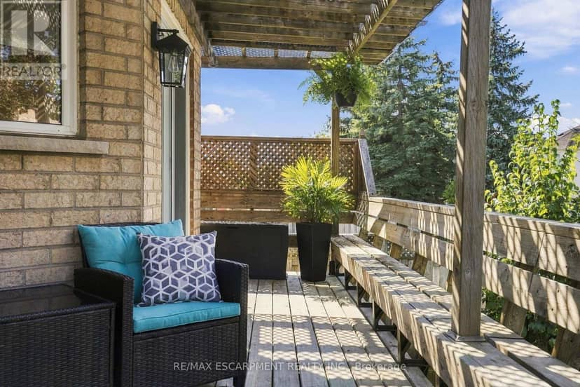 15 Dalrymple Drive — photo 40 of 40