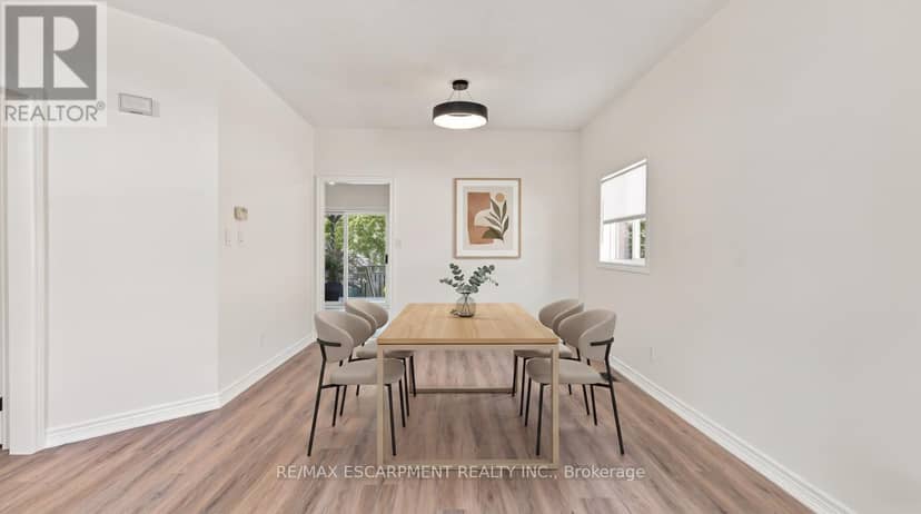 15 Dalrymple Drive — photo 9 of 40