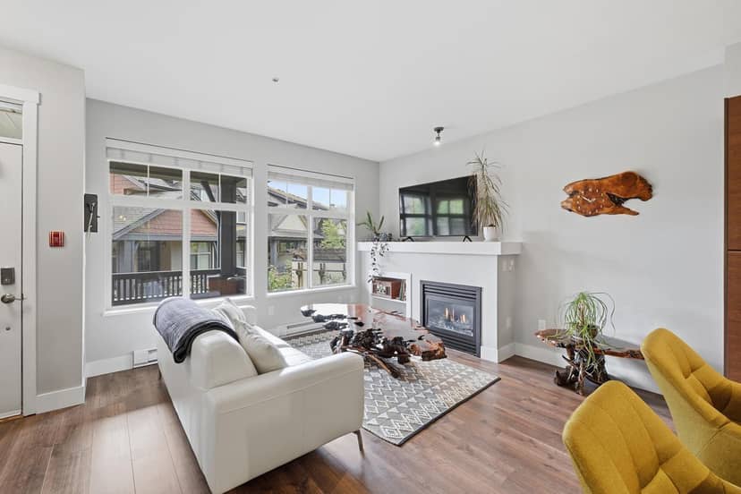 56 19478 65 AVENUE, Surrey