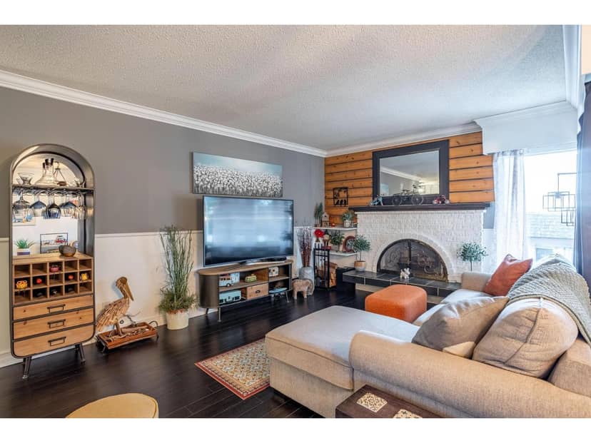 301 1390 MARTIN STREET, White Rock, photo 8