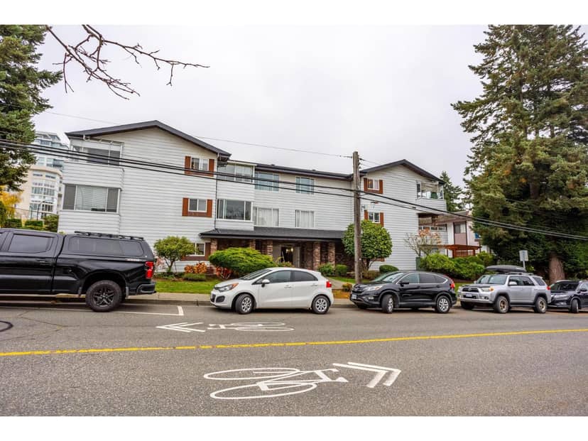 301 1390 MARTIN STREET, White Rock