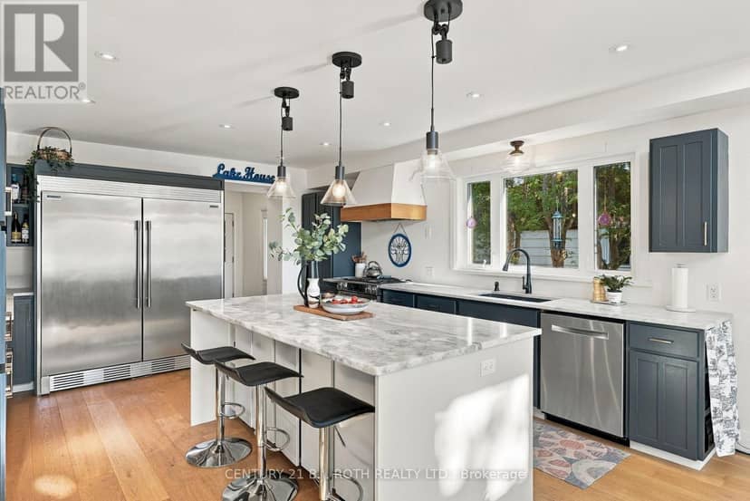 19 Stanley Avenue — photo 13 of 40