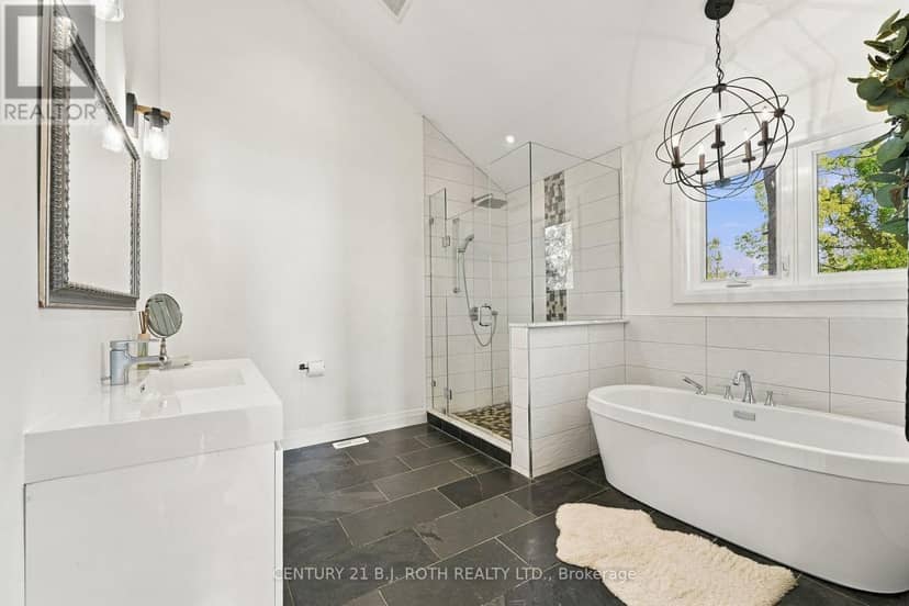 19 Stanley Avenue — photo 33 of 40