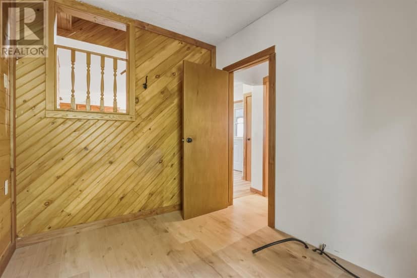 2319 Dayton RD — photo 14 of 40