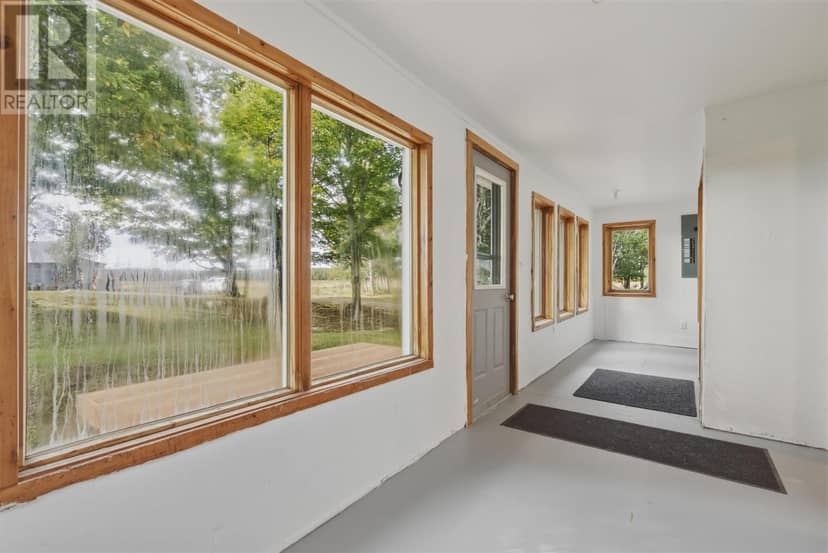 2319 Dayton RD — photo 4 of 40