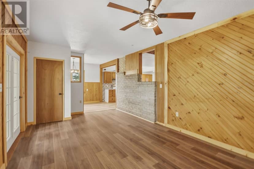 2319 Dayton RD — photo 9 of 40