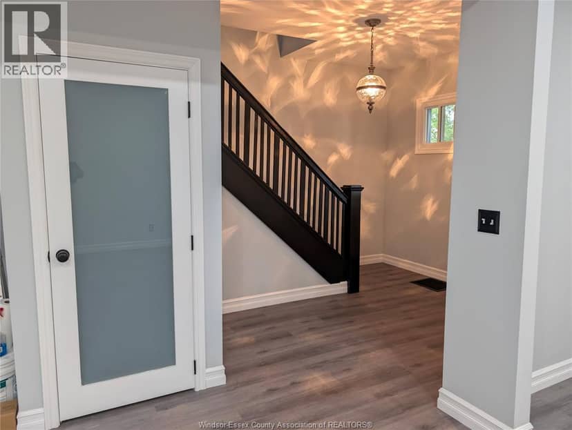 1108 Dougall Avenue — photo 11 of 31