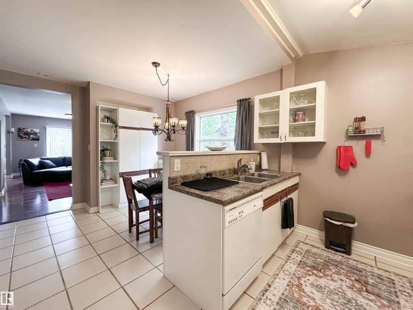 11825 80 ST NW, Edmonton, photo 8