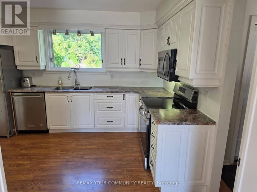 926 Ivy Court — photo 3 of 10
