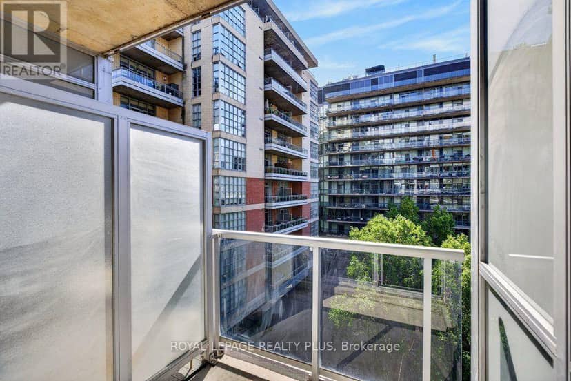 509 - 399 Adelaide Street W — photo 36 of 40