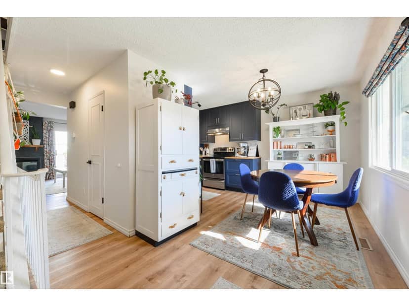 177 Tudor Ln NW, Edmonton, photo 3