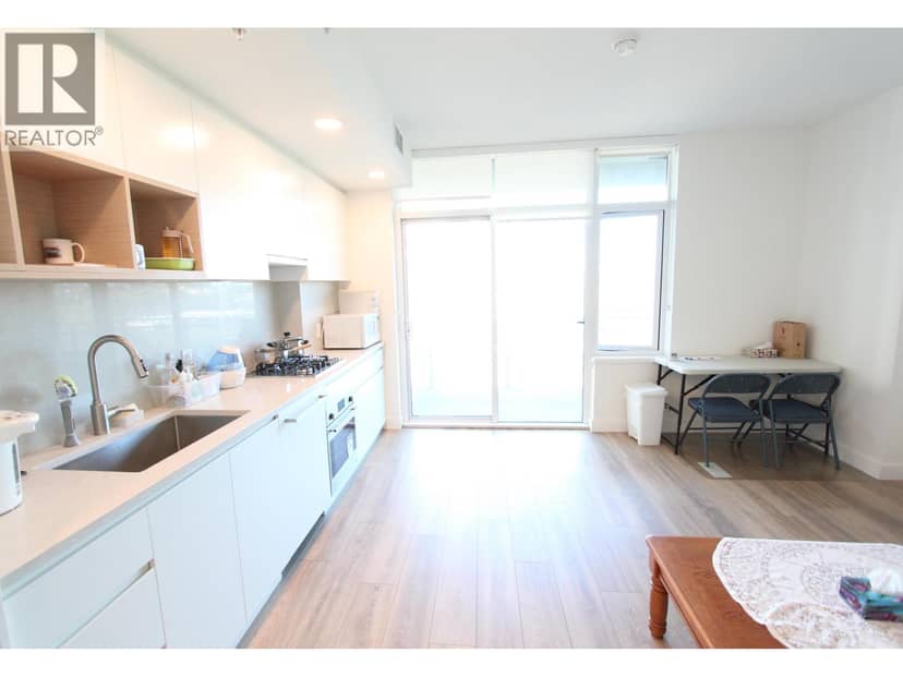 803 4433 ALASKA STREET, Burnaby, photo 2