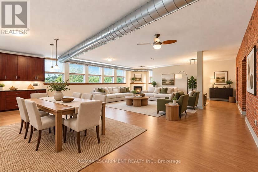 16 - 357 Hunter Street W, Hamilton