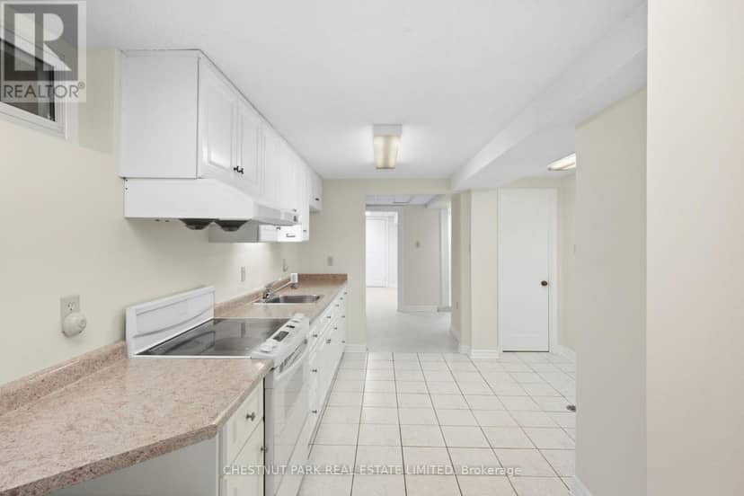 43 Guthrie Avenue — photo 34 of 40