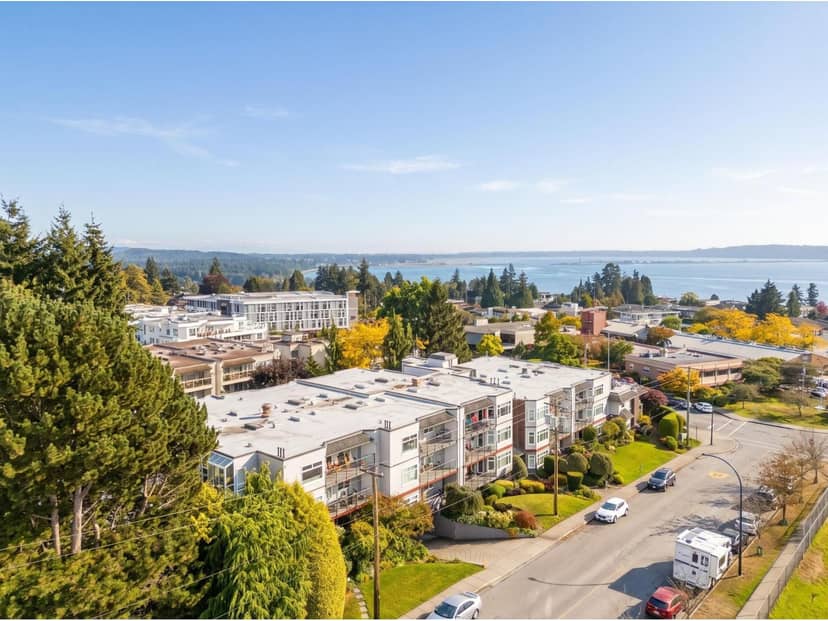 412 1220 Fir Street, White Rock, photo 2
