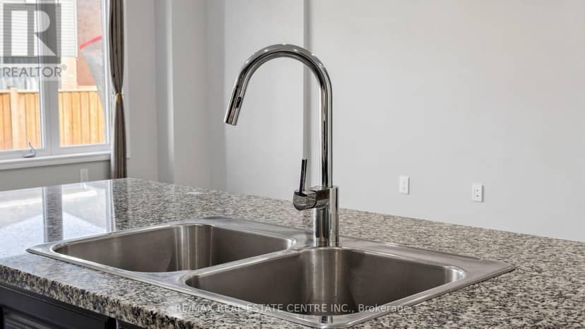 300 Bedrock Drive — photo 13 of 40