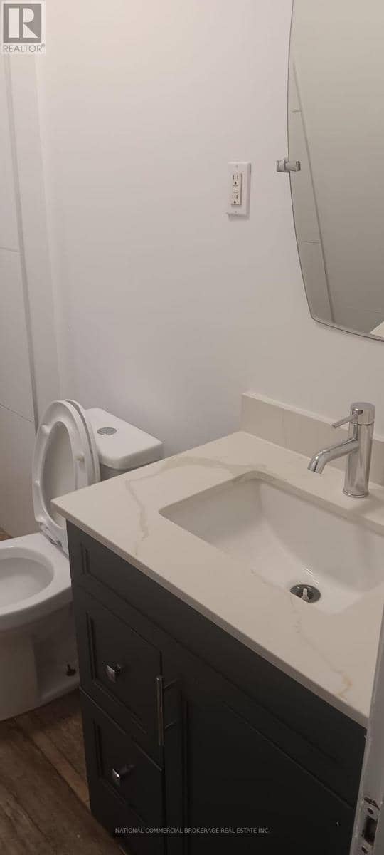 138 Victoria Avenue N — photo 16 of 27