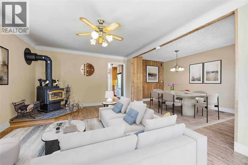 1477 Baxter Avenue — photo 7 of 40