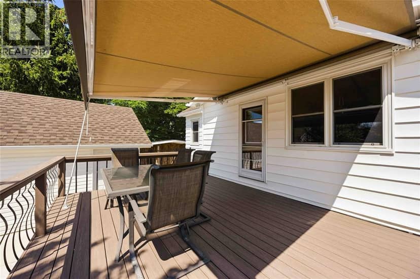 1477 Baxter Avenue — photo 34 of 40