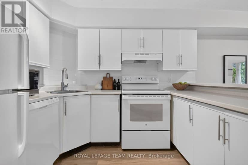 404 - 1025 Grenon Avenue — photo 11 of 40
