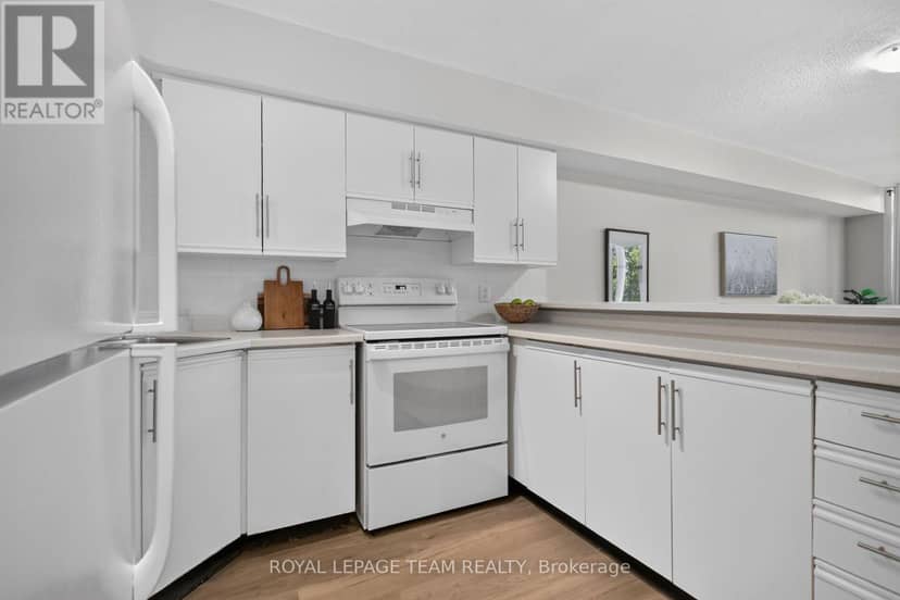404 - 1025 Grenon Avenue — photo 9 of 40