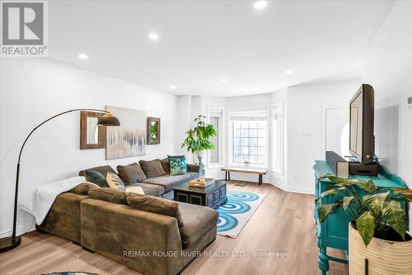 426 Brock Street N, Whitby, photo 6