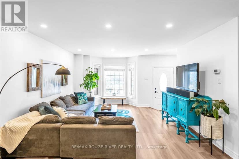 426 Brock Street N, Whitby, photo 8