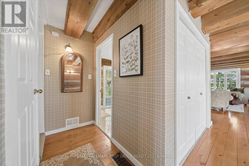 130 Myrtle Road E — photo 15 of 40