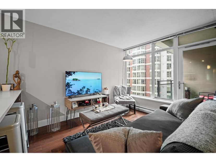 708 888 HOMER STREET, Vancouver, photo 2