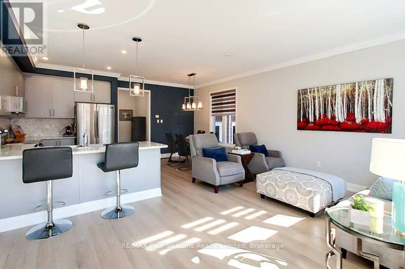 24 Barfoot Street — photo 10 of 40