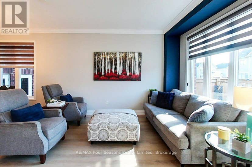 24 Barfoot Street — photo 8 of 40