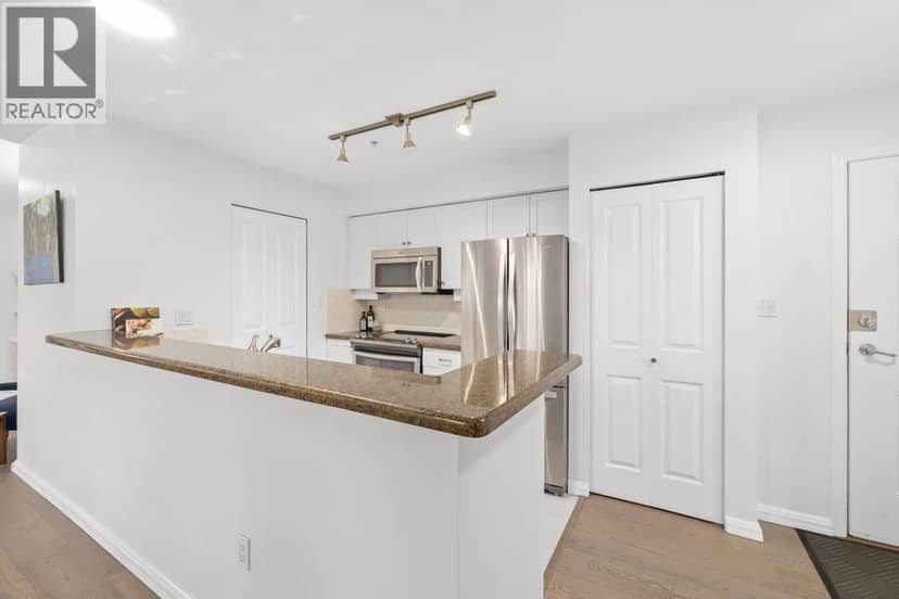 312 997 W 22ND AVENUE, Vancouver, photo 6