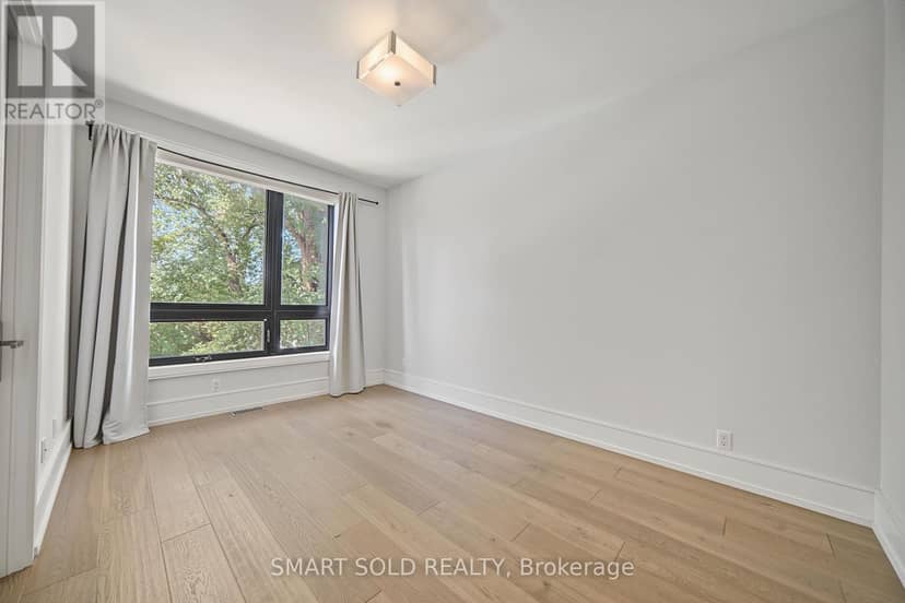 588 Conacher Drive — photo 33 of 40