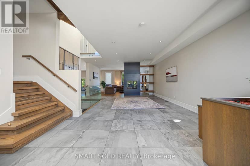 588 Conacher Drive, Toronto, photo 7