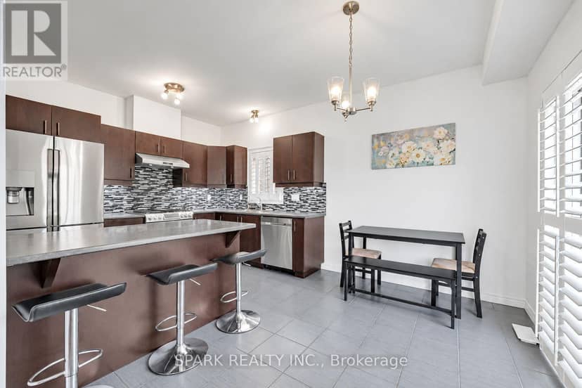 4 Cutts Crescent — photo 7 of 20
