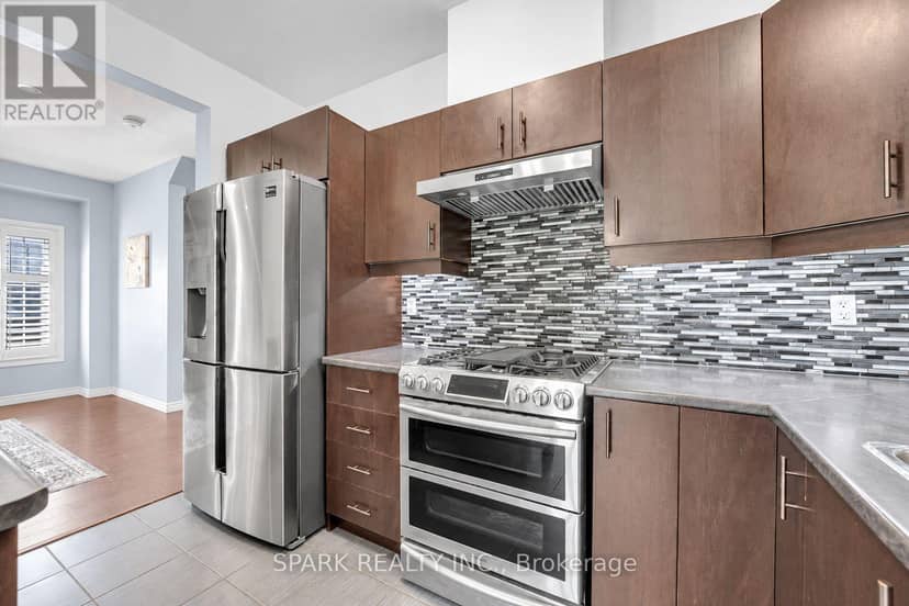 4 Cutts Crescent — photo 9 of 20