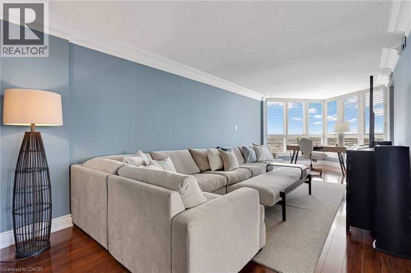 55 KINGSBRIDGE GARDEN Circle Unit# 1604 — photo 11 of 40