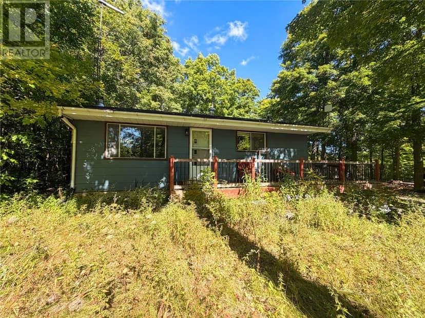 16 Bastien Road, Mindemoya, Manitoulin Island, photo 2