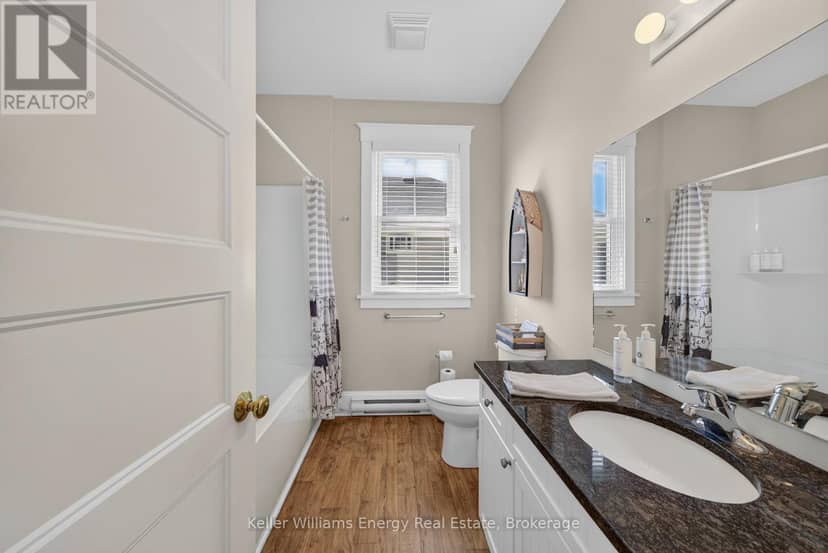 54 - 7 Butternut Lane — photo 13 of 32