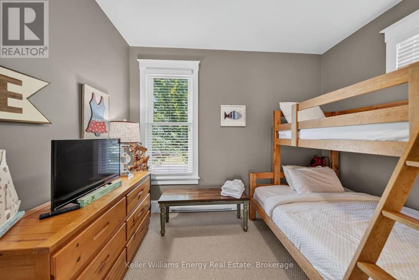 54 - 7 Butternut Lane — photo 18 of 32