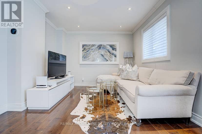 99 Brahms Avenue — photo 23 of 40